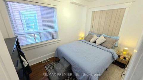 Photo 21 at 75 Auburn Avenue, Davenport, Toronto