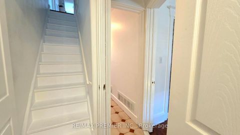 Photo 31 at 75 Auburn Avenue, Davenport, Toronto