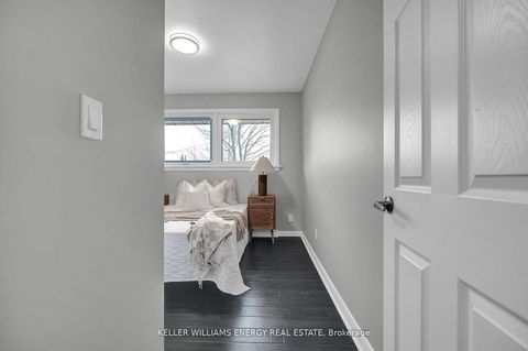 Photo 19 at 372 Garden Court, McLaughlin, Oshawa