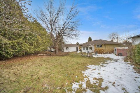 Photo 46 at 372 Garden Court, McLaughlin, Oshawa