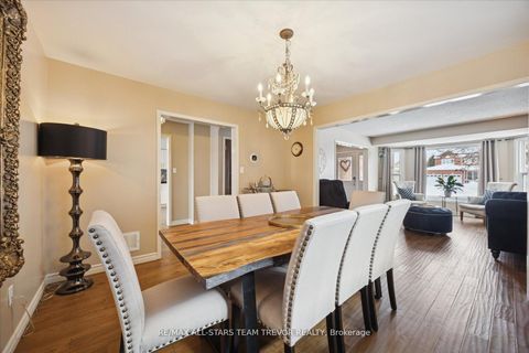 Photo 3 at 22 Chartwell Crescent, Keswick North, Georgina