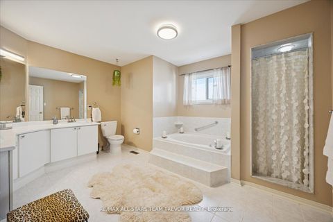 Photo 23 at 22 Chartwell Crescent, Keswick North, Georgina