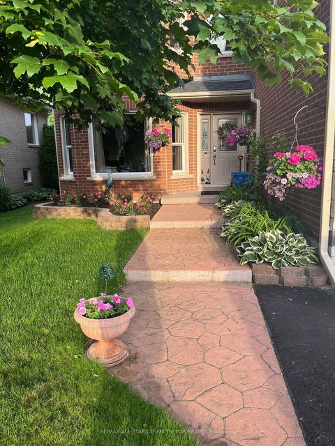 Photo 48 at 22 Chartwell Crescent, Keswick North, Georgina