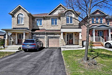 Photo 1 at 70 Lealinds Road, Patterson, Vaughan