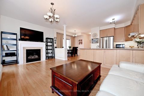 Photo 11 at 70 Lealinds Road, Patterson, Vaughan