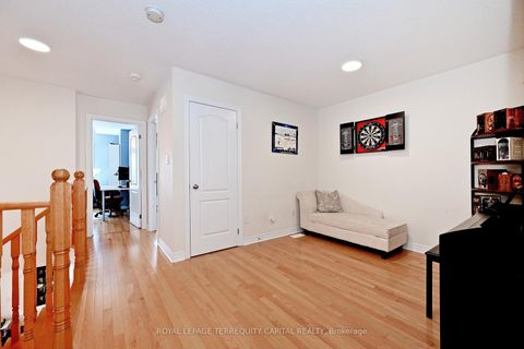 Photo 16 at 70 Lealinds Road, Patterson, Vaughan