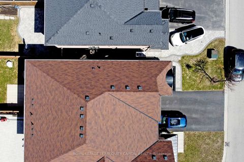 Photo 42 at 70 Lealinds Road, Patterson, Vaughan