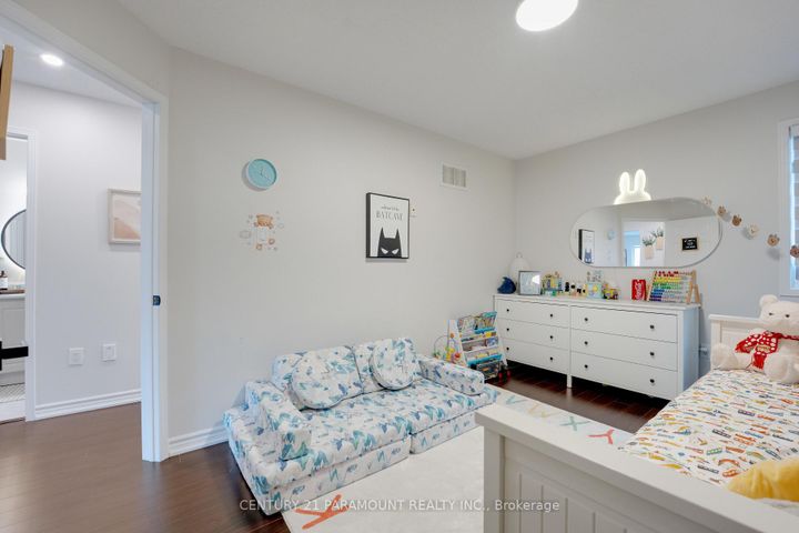 Photo 31 at 77 Tumbleweed Trail, Fletcher's Creek South, Brampton