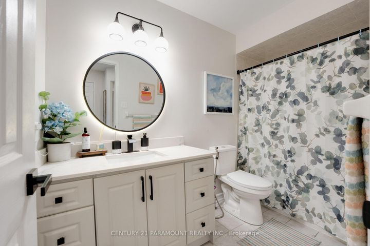 Photo 33 at 77 Tumbleweed Trail, Fletcher's Creek South, Brampton