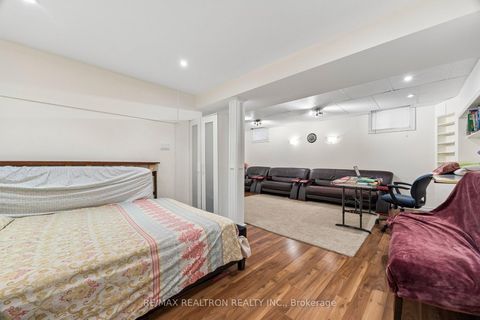 Photo 20 at 198 Swan Park Road, Greensborough, Markham