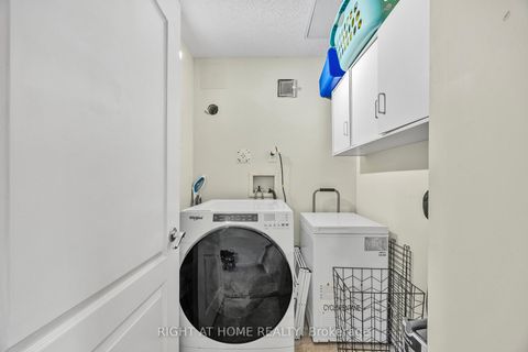 Photo 13 at 53 - 74 Ross Street, Queen's Park, Barrie