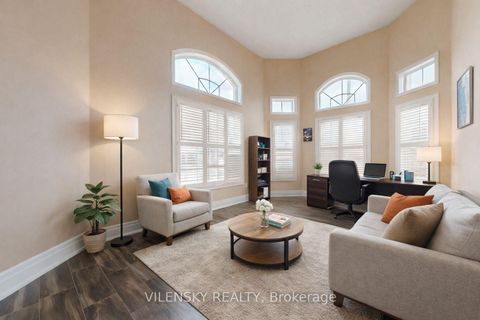 Photo 7 at 2 Eminence Road, Patterson, Vaughan