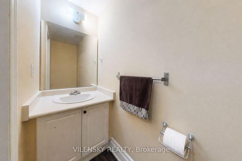 Photo 10 at 2 Eminence Road, Patterson, Vaughan