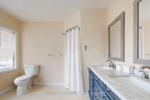 Photo 14 at 2 Eminence Road, Patterson, Vaughan