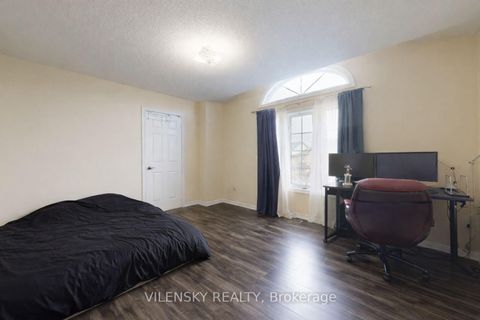 Photo 19 at 2 Eminence Road, Patterson, Vaughan