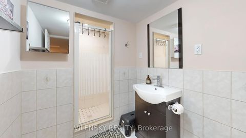 Photo 26 at 2 Eminence Road, Patterson, Vaughan