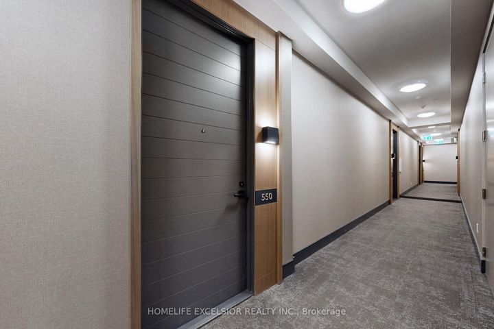 Photo 4 at 550 - 25 Adra Grado Way, Bayview Village, Toronto
