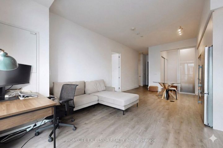 Photo 6 at 550 - 25 Adra Grado Way, Bayview Village, Toronto