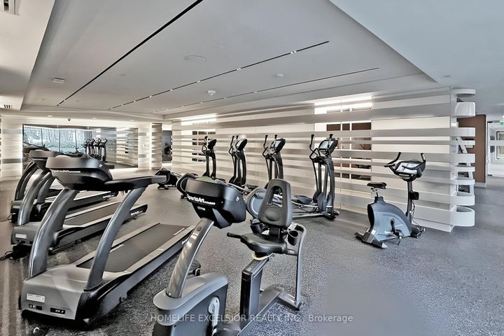 Photo 23 at 550 - 25 Adra Grado Way, Bayview Village, Toronto