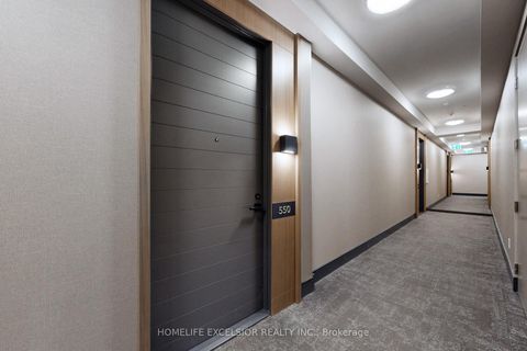 Photo 4 at 550 - 25 Adra Grado Way, Bayview Village, Toronto