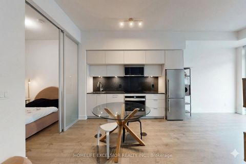 Photo 7 at 550 - 25 Adra Grado Way, Bayview Village, Toronto