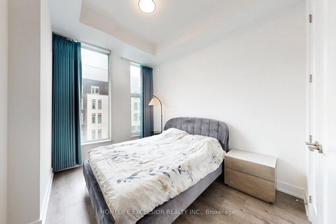 Photo 10 at 550 - 25 Adra Grado Way, Bayview Village, Toronto