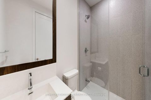 Photo 11 at 550 - 25 Adra Grado Way, Bayview Village, Toronto