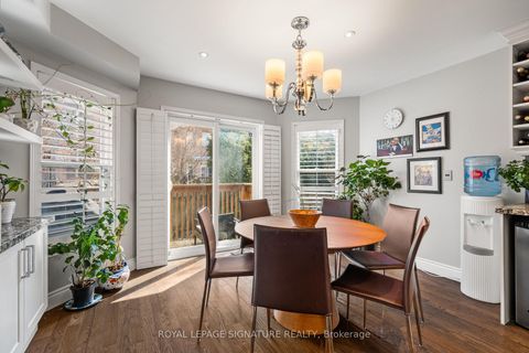 Photo 11 at 59 Edenbridge Drive, Beverley Glen, Vaughan