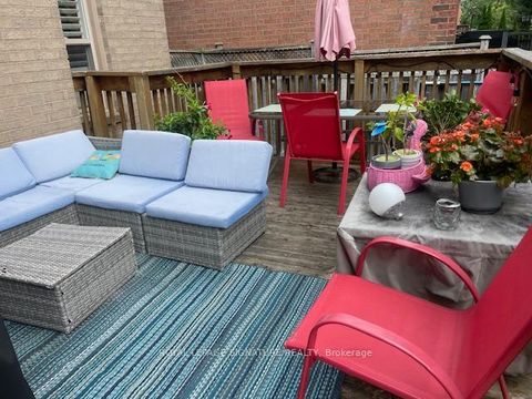 Photo 34 at 59 Edenbridge Drive, Beverley Glen, Vaughan