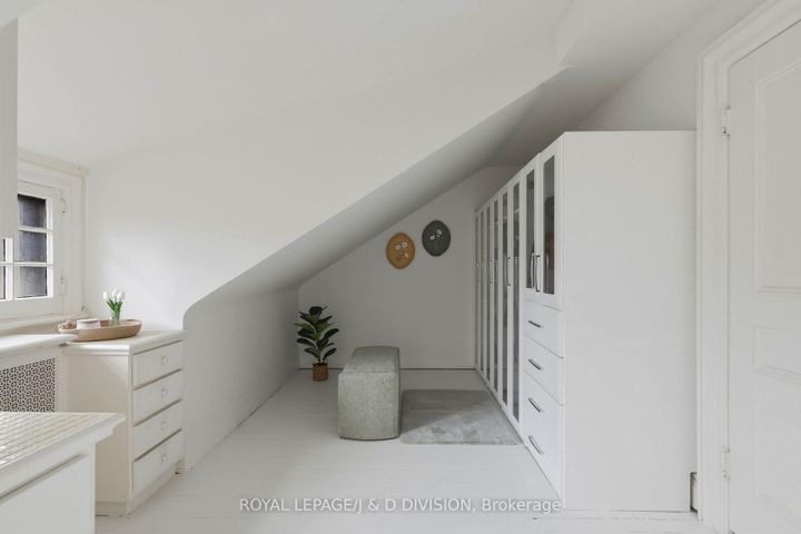 Photo 23 at 18 Tranby Avenue, Annex, Toronto