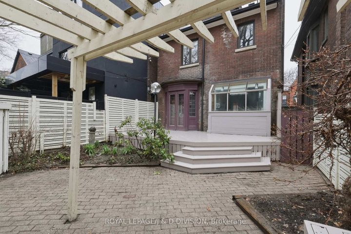 Photo 27 at 18 Tranby Avenue, Annex, Toronto
