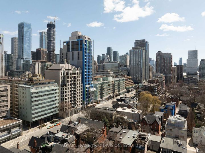 Photo 31 at 18 Tranby Avenue, Annex, Toronto