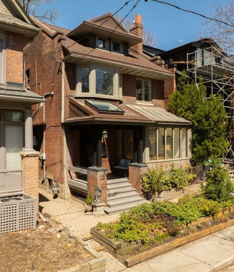 Photo 29 at 18 Tranby Avenue, Annex, Toronto