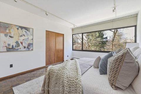 Photo 16 at 203 - 150 Heath Street W, Casa Loma, Toronto