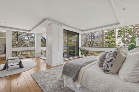 Photo 23 at 203 - 150 Heath Street W, Casa Loma, Toronto