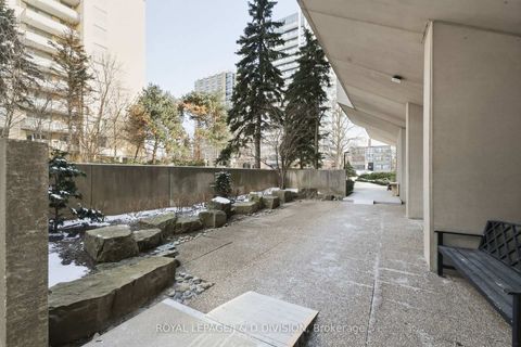 Photo 38 at 203 - 150 Heath Street W, Casa Loma, Toronto