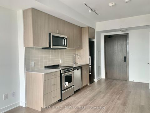 Photo 3 at 512 - 2799 Kingston Road, Cliffcrest, Toronto