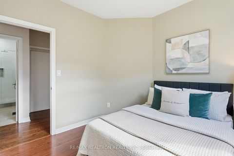 Photo 29 at 913 Bayley Court, Wyndham, Newmarket