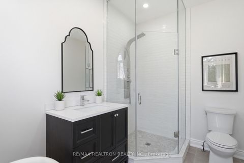 Photo 32 at 913 Bayley Court, Wyndham, Newmarket