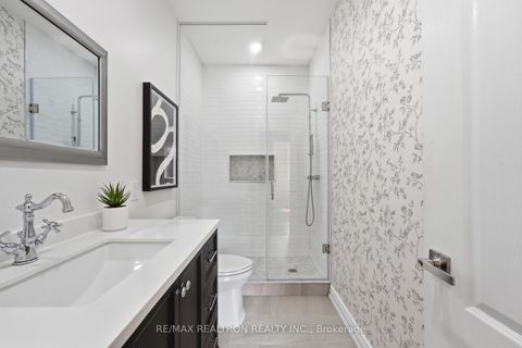 Photo 34 at 913 Bayley Court, Wyndham, Newmarket