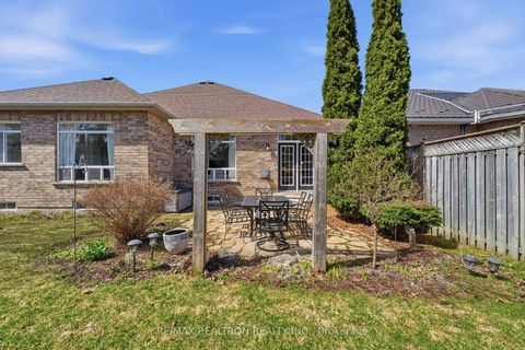 Photo 43 at 913 Bayley Court, Wyndham, Newmarket