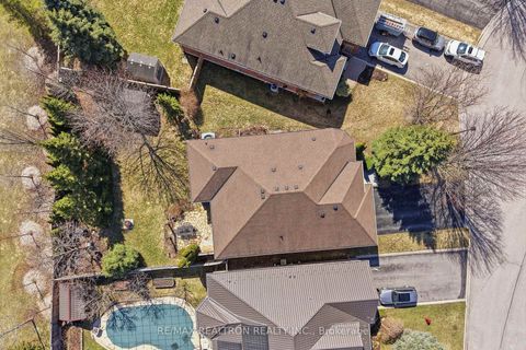 Photo 44 at 913 Bayley Court, Wyndham, Newmarket