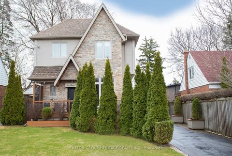 Photo 2 at 45 Harris Park Drive, Birchmount, Toronto