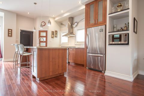 Photo 12 at 45 Harris Park Drive, Birchmount, Toronto