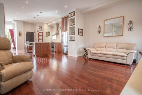Photo 13 at 45 Harris Park Drive, Birchmount, Toronto