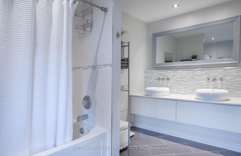 Photo 25 at 45 Harris Park Drive, Birchmount, Toronto