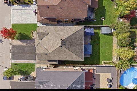 Photo 10 at 28 Tim Jacobs Drive, Keswick South, Georgina