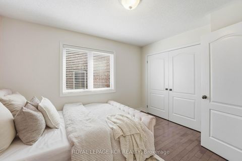 Photo 32 at 18 Kerr Lane, Bayview Northeast, Aurora