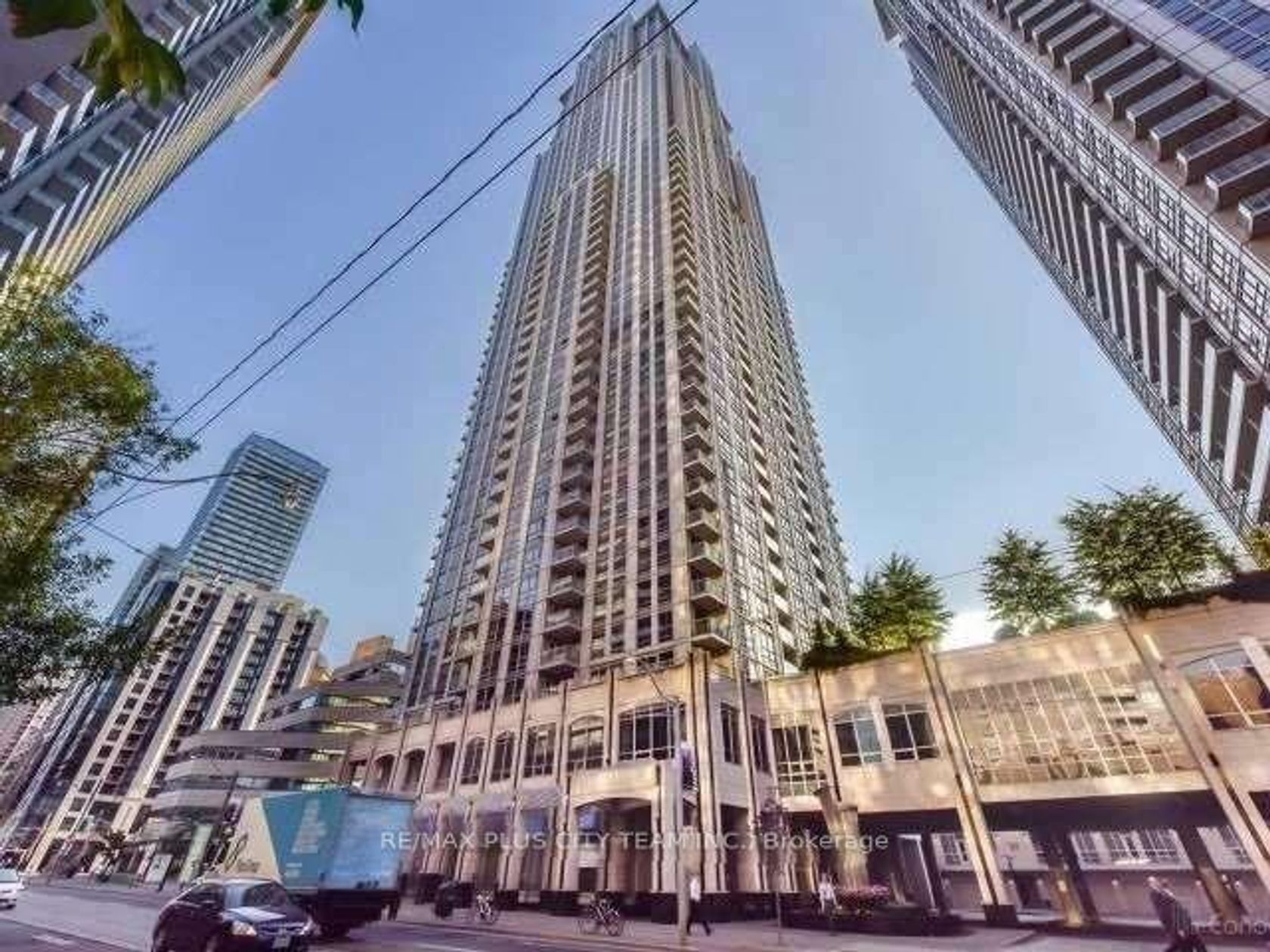 2812 - 763 Bay Street, Bay Street Corridor, Toronto photo number 2