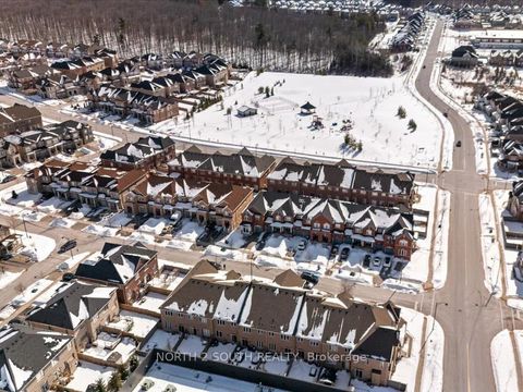 Photo 2 at 15 Gower Drive, Rural Aurora, Aurora